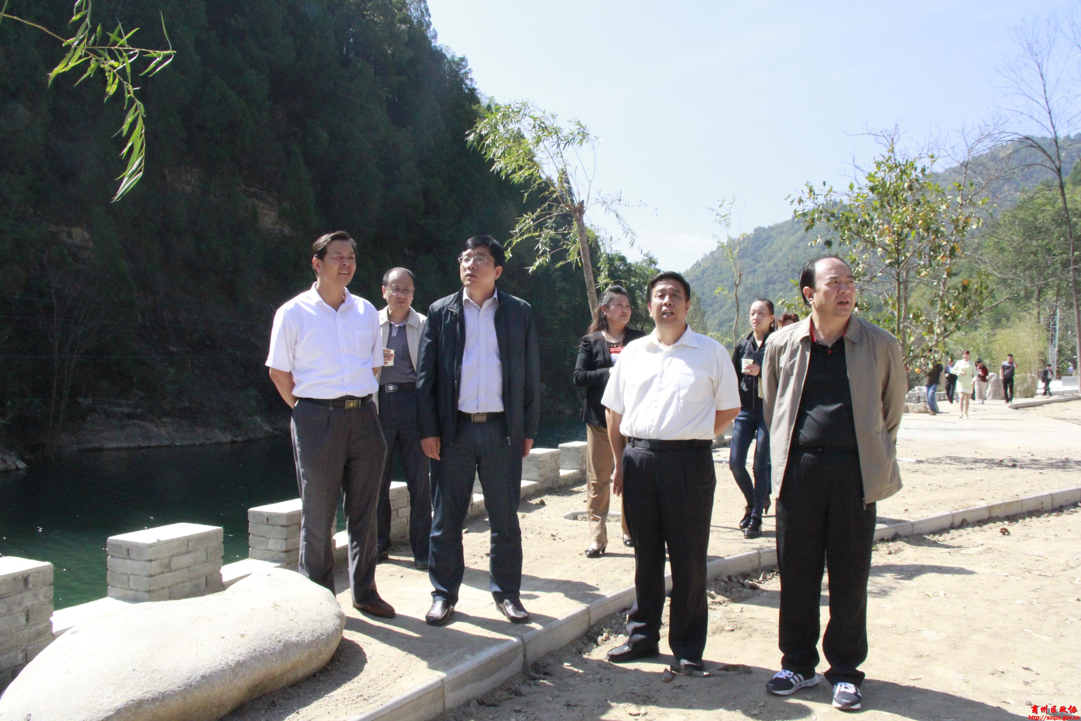 商州政协就美丽乡村建设进行专题视察与协商