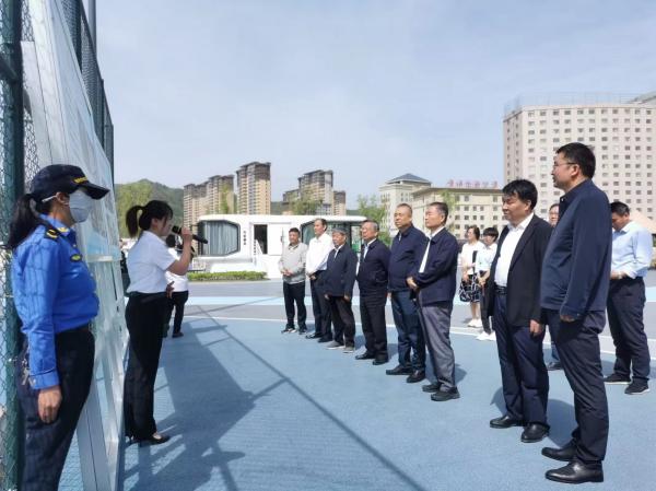 省政协调研组在商州城区调研城市建设工作