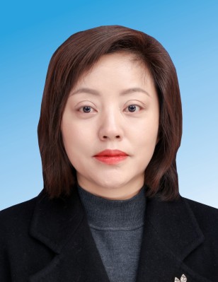 赖洛玲