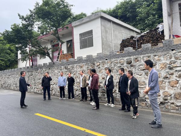 牧护关镇2.jpg